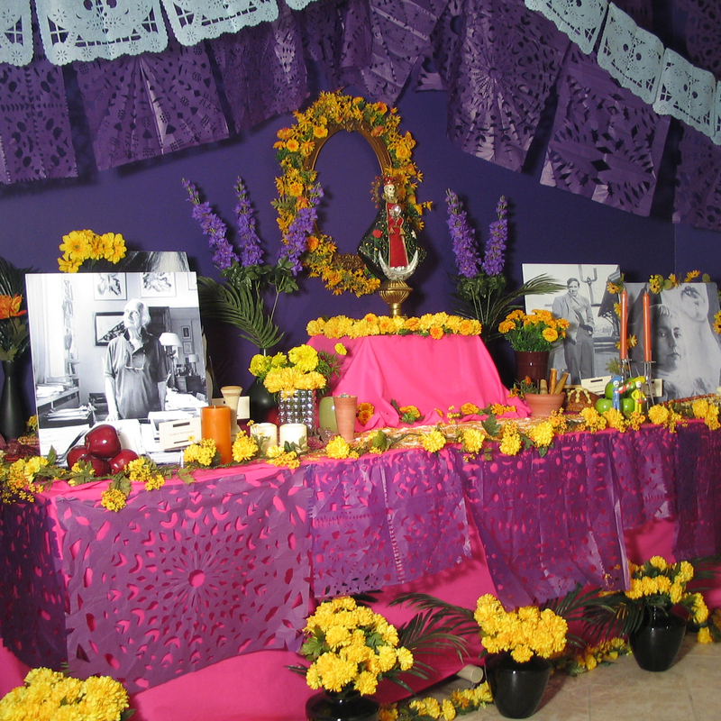 Altar de Muertos at AGNS